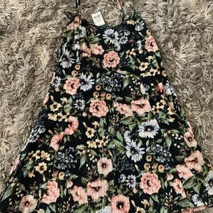 Skater/flowy short dress